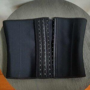 YIANNA Classic Women's Latex Black Waist Trainer Steel Bones 3 Row Hooks size M